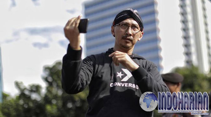 Berita Indonesia Terbaru, Terkini, berita terupdate, Indoharian, news, Politik, Terupdate serta Analisis dari INDOHARIAN.com, Berita Dunia Terbaru, Berita hari ini, Berita Indonesia Terbaru, Berita Terkini, berita terupdate, Indoharian, news, Politik, Terupdate serta Analisis dari INDOHARIAN.com, Abu Janda Dibayar Negara
