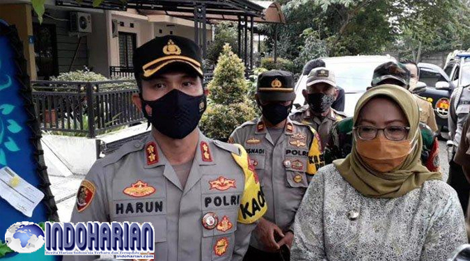 Berita Indonesia Terbaru, Terkini, berita terupdate, Indoharian, news, Politik, Terupdate serta Analisis dari INDOHARIAN.com, Berita Dunia Terbaru, Berita hari ini, Berita Indonesia Terbaru, Berita Terkini, berita terupdate, Indoharian, news, Politik, Terupdate serta Analisis dari INDOHARIAN.com, Berita Indonesia Terbaru, Terkini, berita terupdate, Indoharian, news, Politik, Terupdate serta Analisis dari INDOHARIAN.com, Berita Dunia Terbaru, Berita hari ini, Berita Indonesia Terbaru, Berita Terkini, berita terupdate, Indoharian, news, Politik, Terupdate serta Analisis dari INDOHARIAN.com, Warga Jabodetabek Dilarang Wisata