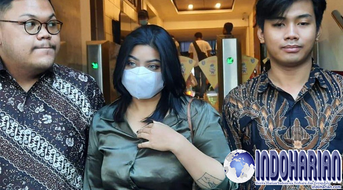 Dea OnlyFans Ngaku Hamil Dan Minta Agar Tidak Ditahan - Indoharian