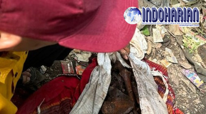 Panik! Tengkorak Jatuh Dari Mobil Di Tol Cikupa Panik! Tengkorak Jatuh Dari Mobil Di Tol Cikupa