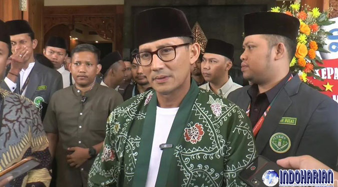 Viral PKS Sambut Rangkulan Sandiaga, Ini Faktanya Viral PKS Sambut Rangkulan Sandiaga, Ini Faktanya
