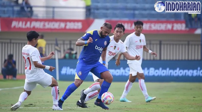 Arema FC Tundukkan PSBS Biak dalam Laga Sengit Liga 1 2025