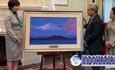 Permalink to Lukisan Karya SBY Diberikan Kepada Istri Shinzo Abe