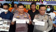 HEBAT!! Polisi Ungkap Penjual Tembakau Gorila HEBAT!! Polisi Ungkap Penjual Tembakau Gorila