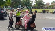 Permalink to Viral Power Ranger Pink Terciduk Polisi Di Bantul
