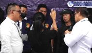 Permalink to Peristiwa 2 Gadis Duel Bercelurit Di Palembang