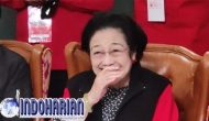 Permalink to Dinyanyikan Lagu Ganjar Siji Ganjar Kabeh, Megawati Senyum