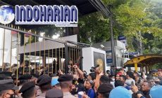 Permalink to Kader Partai Prima Pukul Polwan Saat Demo di KPU